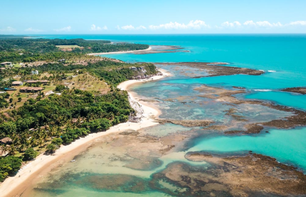 Tudo Sobre a Praia do Espelho: Eventos, Turismo e Lugares