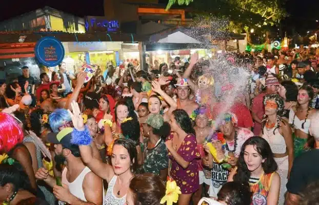 Fevereiro em Arraial D’Ajuda: Carnaval, Diversão e Festa!